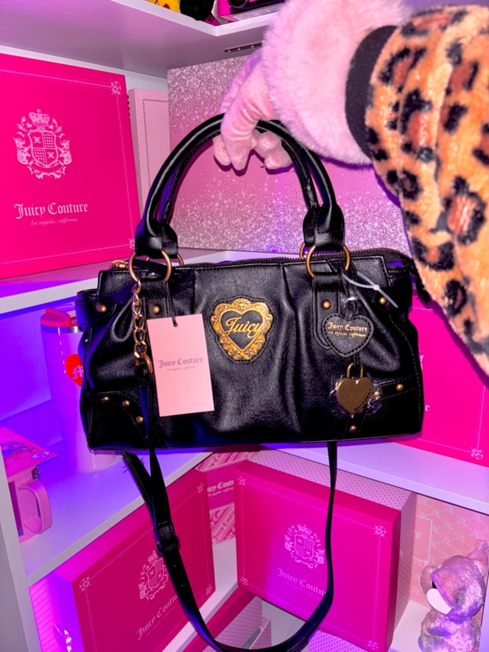Juicy Couture Black faux leather bag with Gold Heart Emblems!🖤✨ (VIRAL)